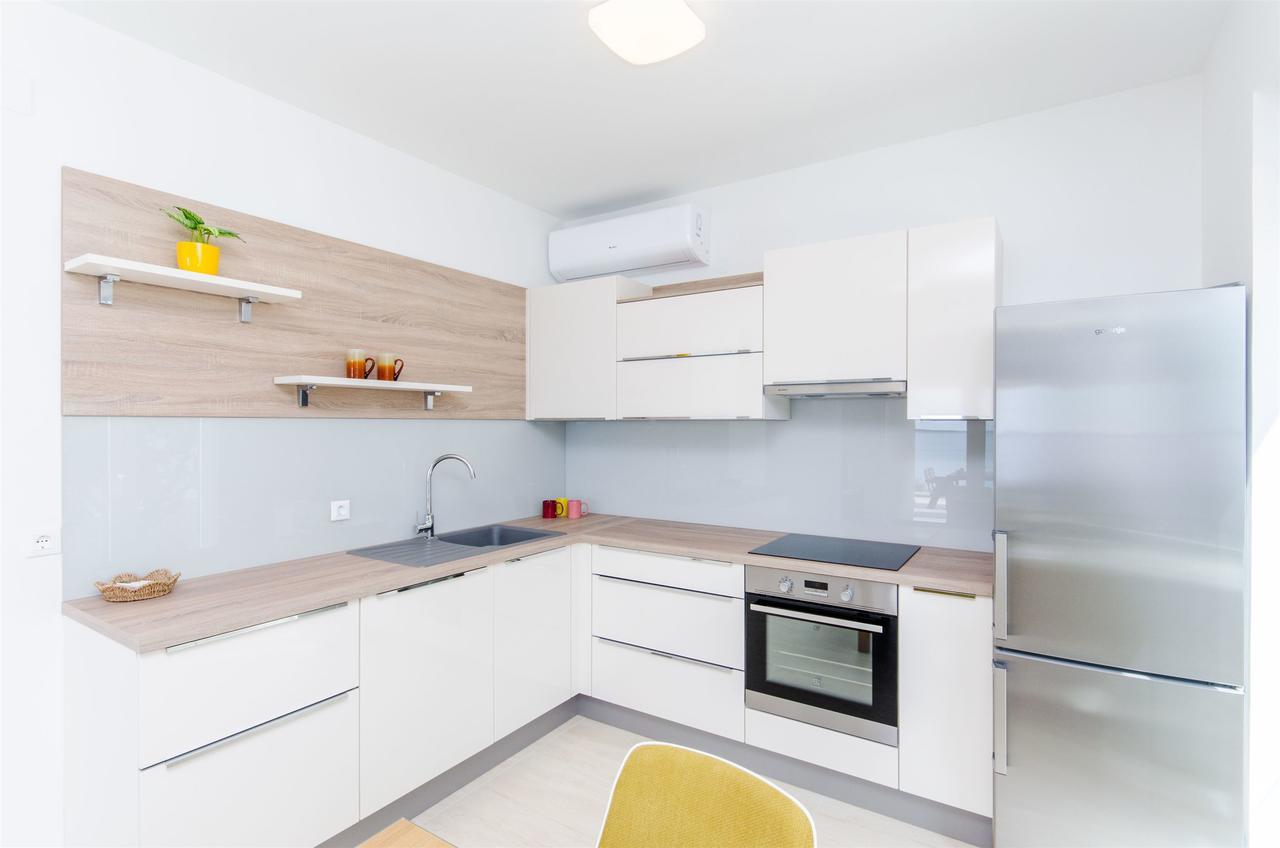 Apartments Branimir Mandre Exterior photo